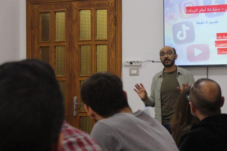 انطلاق دورة “الكتابة للسوشال ميديا”